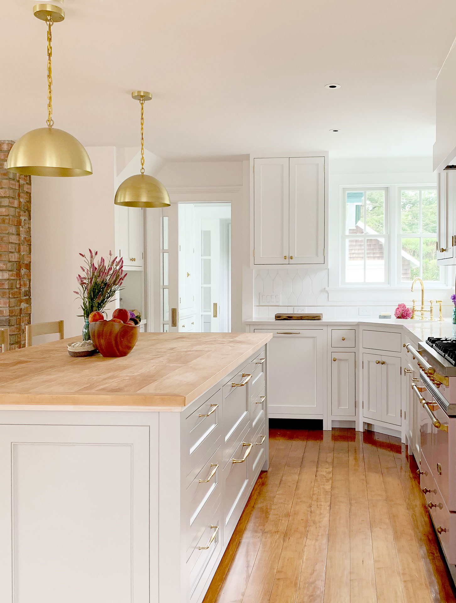 4 GV Kitchen01
